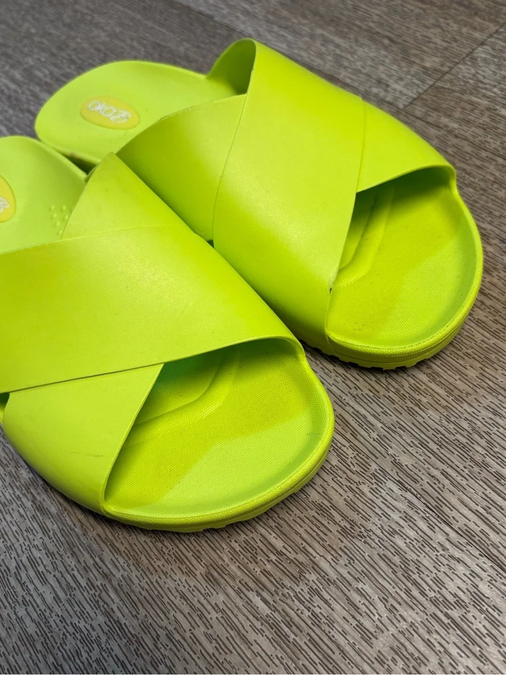 OKA b. unisex men’s